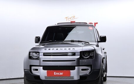 Land Rover Defender II, 2021 год, 6 090 000 рублей, 2 фотография