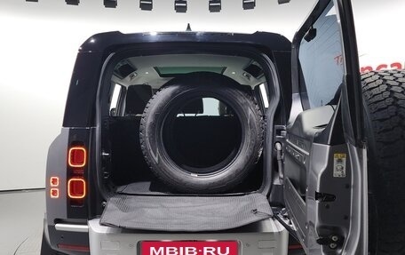 Land Rover Defender II, 2021 год, 6 090 000 рублей, 6 фотография