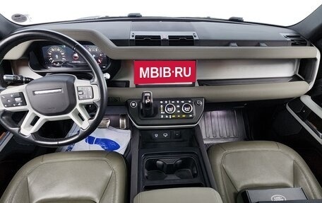 Land Rover Defender II, 2021 год, 6 090 000 рублей, 8 фотография