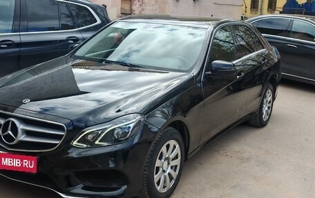 Mercedes-Benz E-Класс, 2013 год, 1 900 000 рублей, 1 фотография