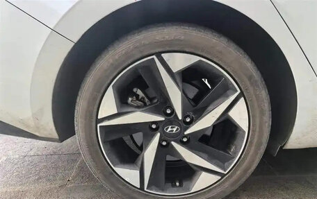 Hyundai Elantra, 2021 год, 1 150 000 рублей, 7 фотография