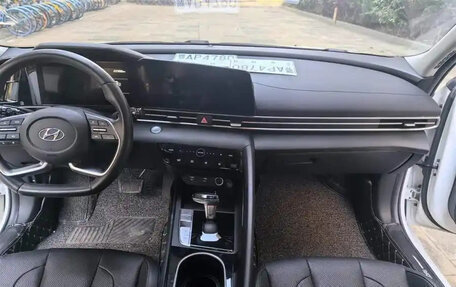 Hyundai Elantra, 2021 год, 1 150 000 рублей, 11 фотография