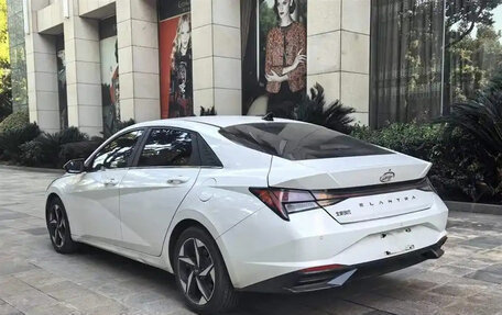 Hyundai Elantra, 2021 год, 1 150 000 рублей, 6 фотография