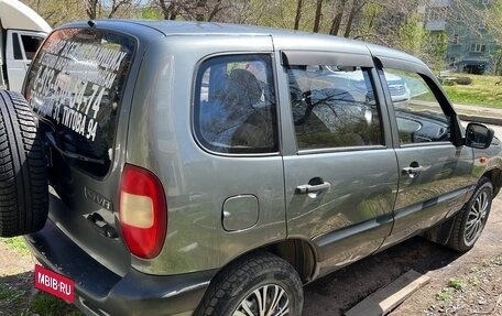 Chevrolet Niva I рестайлинг, 2004 год, 420 000 рублей, 21 фотография
