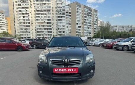 Toyota Avensis III рестайлинг, 2006 год, 640 000 рублей, 3 фотография