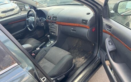 Toyota Avensis III рестайлинг, 2006 год, 640 000 рублей, 8 фотография