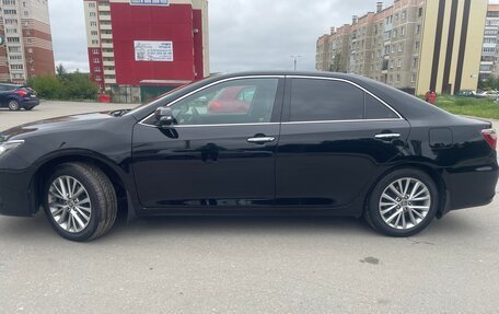 Toyota Camry, 2017 год, 2 250 000 рублей, 24 фотография