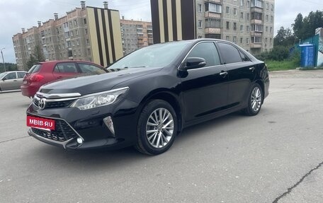 Toyota Camry, 2017 год, 2 250 000 рублей, 14 фотография