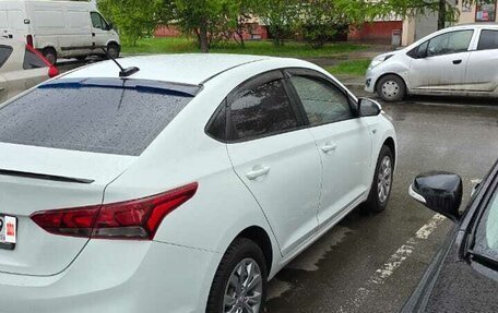 Hyundai Solaris II рестайлинг, 2019 год, 1 045 000 рублей, 9 фотография