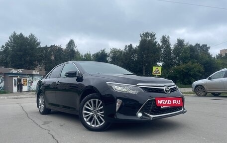 Toyota Camry, 2017 год, 2 250 000 рублей, 29 фотография