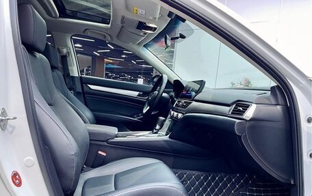 Honda Accord IX рестайлинг, 2022 год, 2 100 000 рублей, 14 фотография