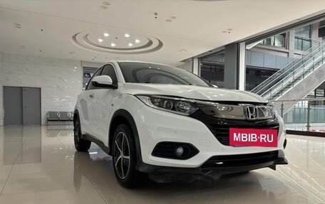 Honda Vezel, 2022 год, 1 700 111 рублей, 3 фотография