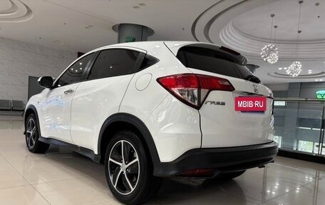 Honda Vezel, 2022 год, 1 700 111 рублей, 6 фотография