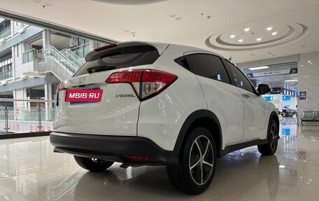 Honda Vezel, 2022 год, 1 700 111 рублей, 8 фотография