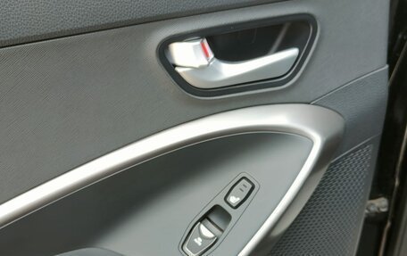 Hyundai Santa Fe III рестайлинг, 2016 год, 2 200 000 рублей, 19 фотография