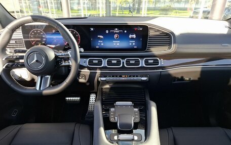 Mercedes-Benz GLS, 2024 год, 19 000 000 рублей, 29 фотография