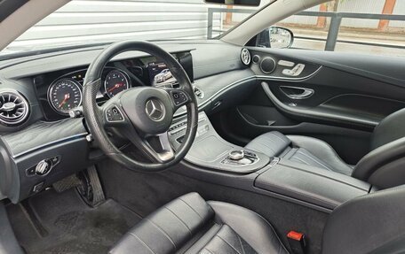 Mercedes-Benz E-Класс, 2017 год, 2 997 000 рублей, 12 фотография