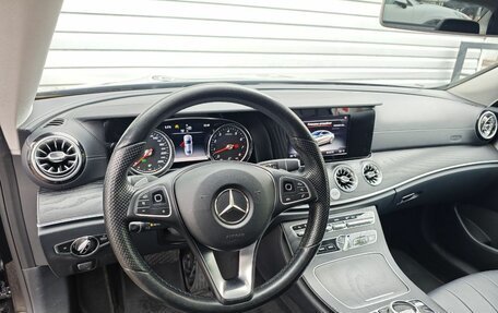 Mercedes-Benz E-Класс, 2017 год, 2 997 000 рублей, 10 фотография