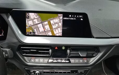 BMW 1 серия, 2021 год, 2 232 000 рублей, 5 фотография