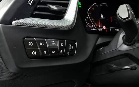 BMW 1 серия, 2021 год, 2 232 000 рублей, 6 фотография