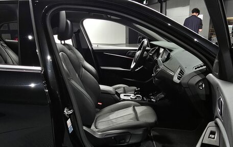 BMW 1 серия, 2021 год, 2 232 000 рублей, 16 фотография