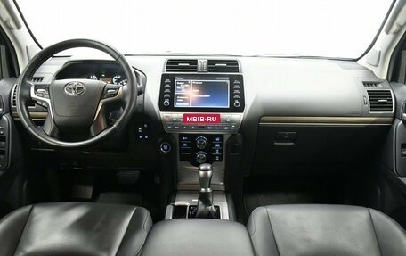 Toyota Land Cruiser Prado 150 рестайлинг 2, 2021 год, 7 280 000 рублей, 14 фотография