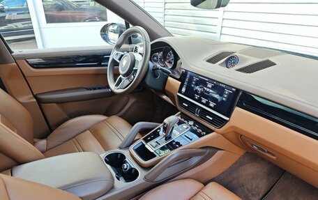 Porsche Cayenne III, 2019 год, 8 647 000 рублей, 10 фотография