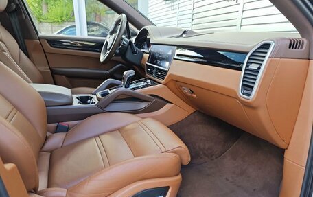 Porsche Cayenne III, 2019 год, 8 647 000 рублей, 13 фотография