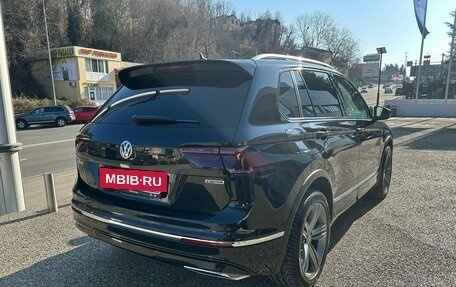 Volkswagen Tiguan II, 2019 год, 2 770 000 рублей, 5 фотография