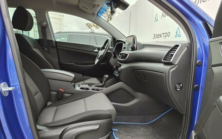 Hyundai Tucson III, 2019 год, 2 180 000 рублей, 18 фотография