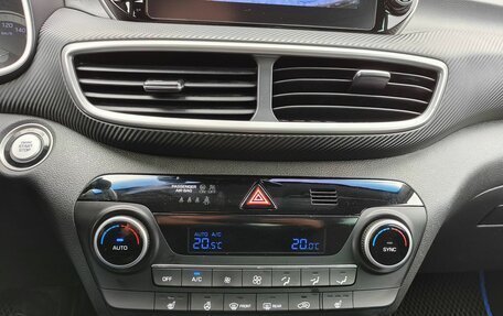 Hyundai Tucson III, 2019 год, 2 180 000 рублей, 15 фотография