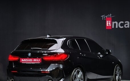 BMW 1 серия, 2021 год, 2 000 006 рублей, 2 фотография