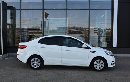 KIA Rio III рестайлинг, 2016 год, 945 000 рублей, 4 фотография