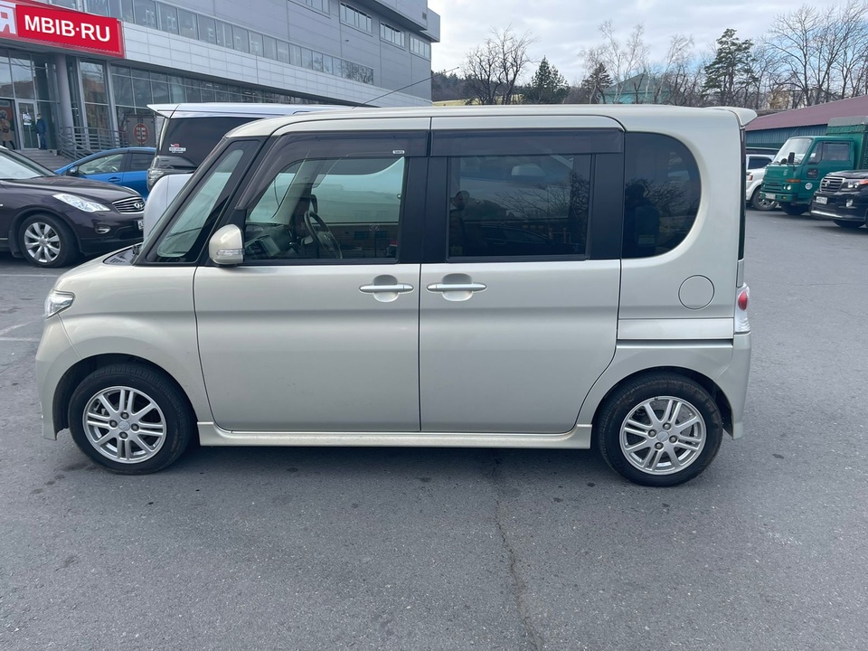 Daihatsu Tanto II, 2010 год, 900 000 рублей, 2 фотография