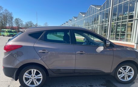 Hyundai ix35 I рестайлинг, 2014 год, 1 300 000 рублей, 2 фотография