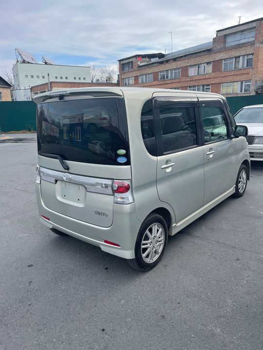 Daihatsu Tanto II, 2010 год, 900 000 рублей, 3 фотография