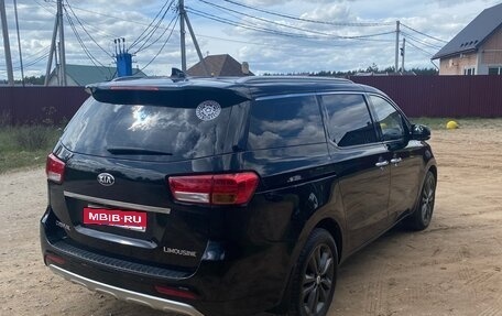 KIA Carnival III, 2018 год, 3 100 000 рублей, 7 фотография