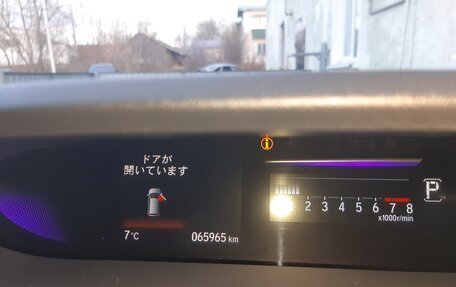 Honda Stepwgn IV, 2017 год, 2 430 000 рублей, 10 фотография