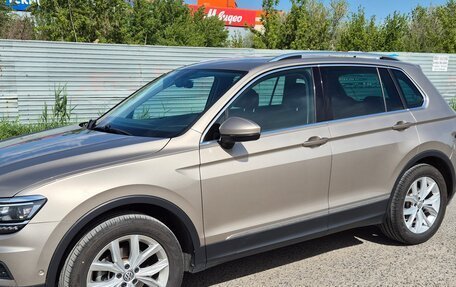 Volkswagen Tiguan II, 2017 год, 1 890 000 рублей, 8 фотография