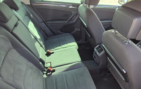 Volkswagen Tiguan II, 2017 год, 1 890 000 рублей, 20 фотография
