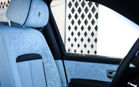 Rolls-Royce Cullinan, 2025 год, 83 000 000 рублей, 20 фотография