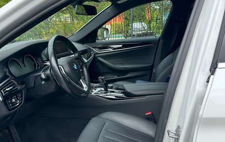 BMW 5 серия, 2019 год, 4 720 000 рублей, 2 фотография