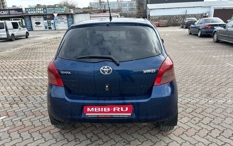 Toyota Yaris III рестайлинг, 2008 год, 549 000 рублей, 6 фотография