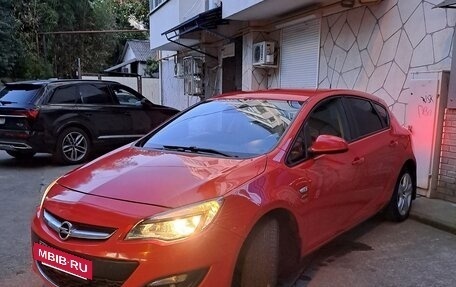 Opel Astra J, 2014 год, 996 000 рублей, 3 фотография