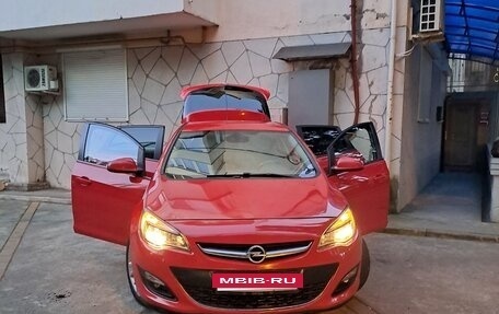 Opel Astra J, 2014 год, 996 000 рублей, 6 фотография