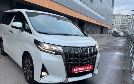 Toyota Alphard III, 2021 год, 7 400 000 рублей, 4 фотография