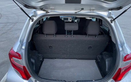 Toyota Vitz, 2015 год, 840 000 рублей, 3 фотография