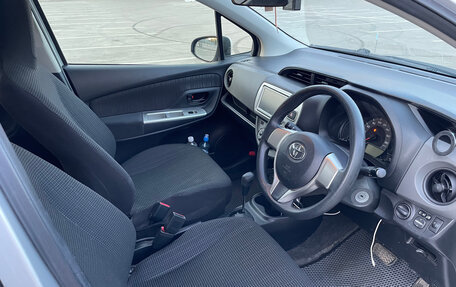 Toyota Vitz, 2015 год, 840 000 рублей, 18 фотография