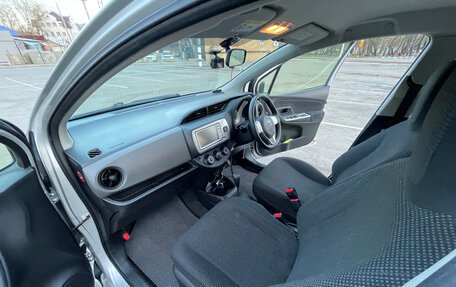 Toyota Vitz, 2015 год, 840 000 рублей, 13 фотография