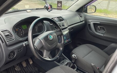 Skoda Fabia II, 2012 год, 530 000 рублей, 12 фотография